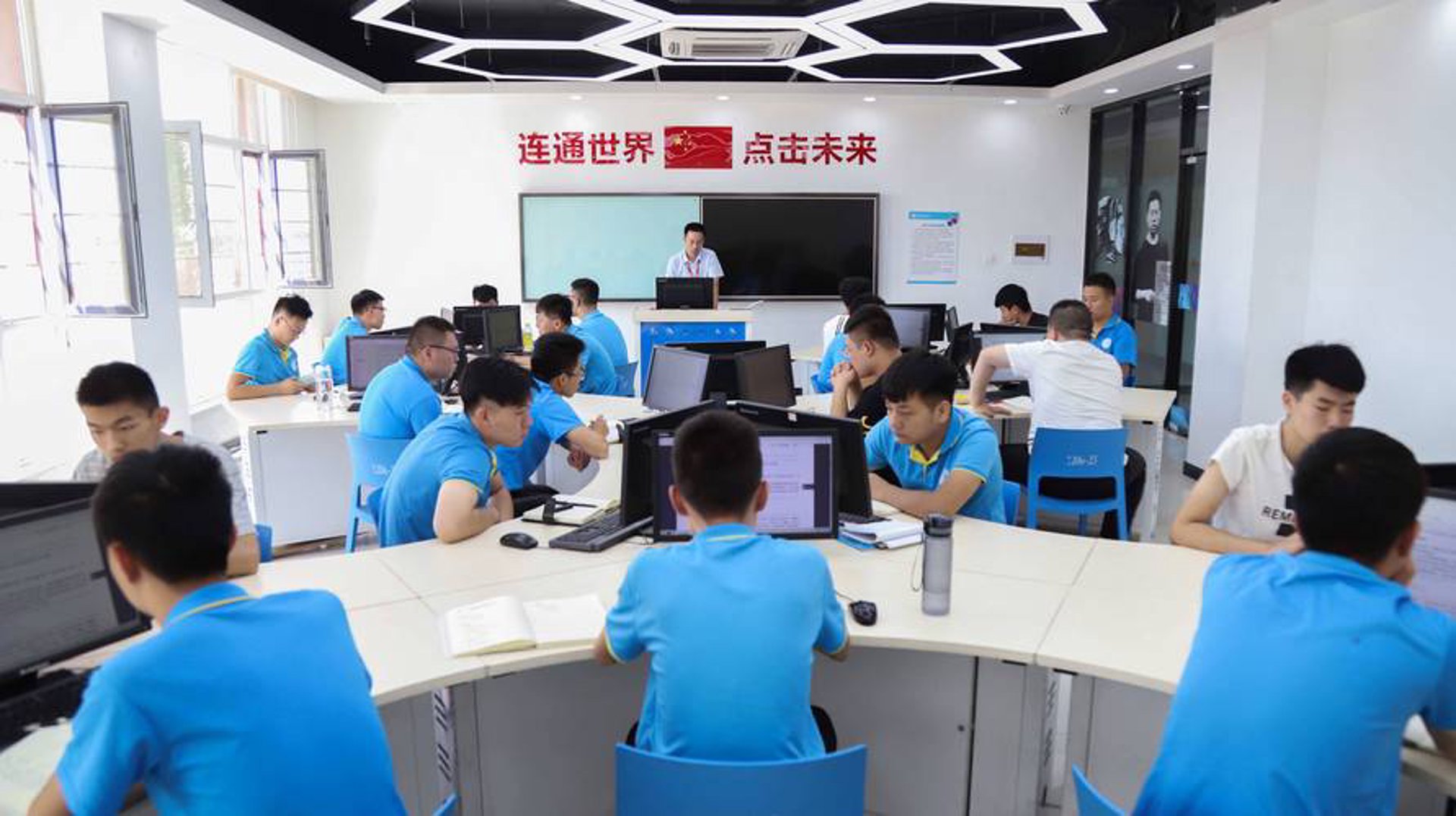 选购SUV的实用指南：让你避开购车陷阱